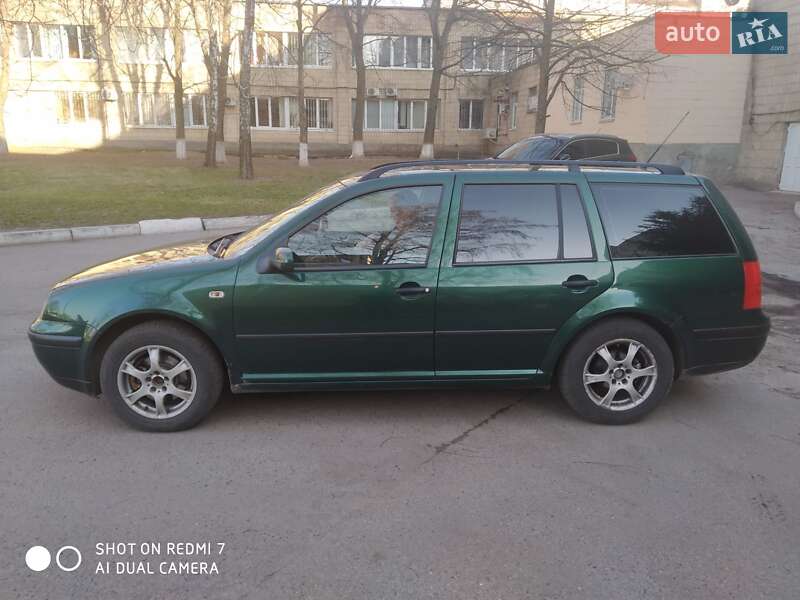 Универсал Volkswagen Golf 2000 в Полтаве