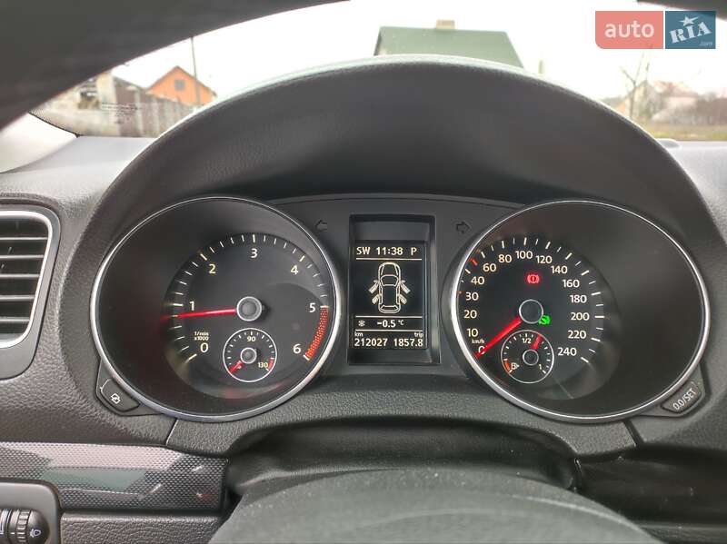 Универсал Volkswagen Golf 2009 в Самборе