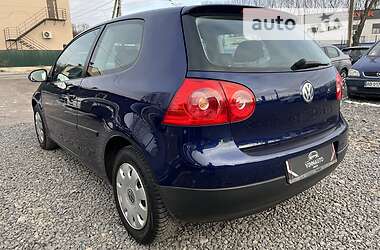 Хэтчбек Volkswagen Golf 2004 в Виннице