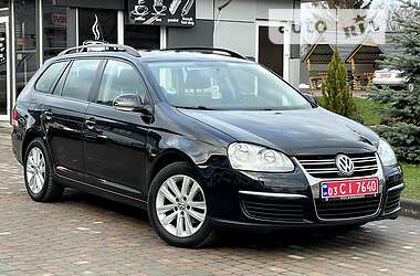 Универсал Volkswagen Golf 2008 в Сарнах