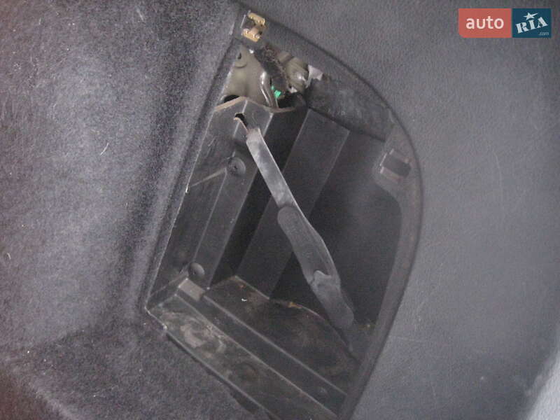 Универсал Volkswagen Golf 2001 в Ивано-Франковске