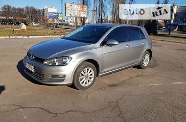 Хэтчбек Volkswagen Golf 2012 в Черкассах