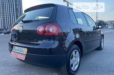 Хетчбек Volkswagen Golf 2004 в Львові