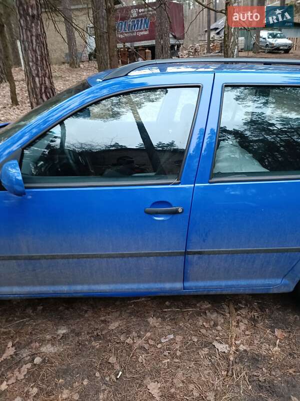 Универсал Volkswagen Golf 2000 в Иванкове