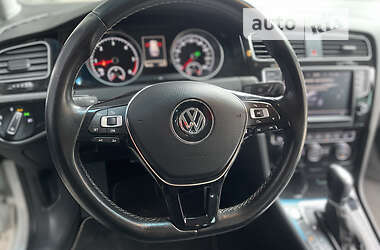 Универсал Volkswagen Golf 2014 в Львове