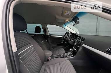 Универсал Volkswagen Golf 2014 в Львове