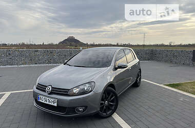 Хэтчбек Volkswagen Golf 2011 в Мукачево