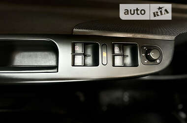 Универсал Volkswagen Golf 2012 в 