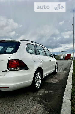 Универсал Volkswagen Golf 2012 в 