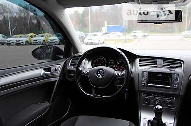 Універсал Volkswagen Golf 2013 в Харкові