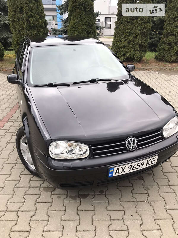 Хетчбек Volkswagen Golf 1997 в Львові