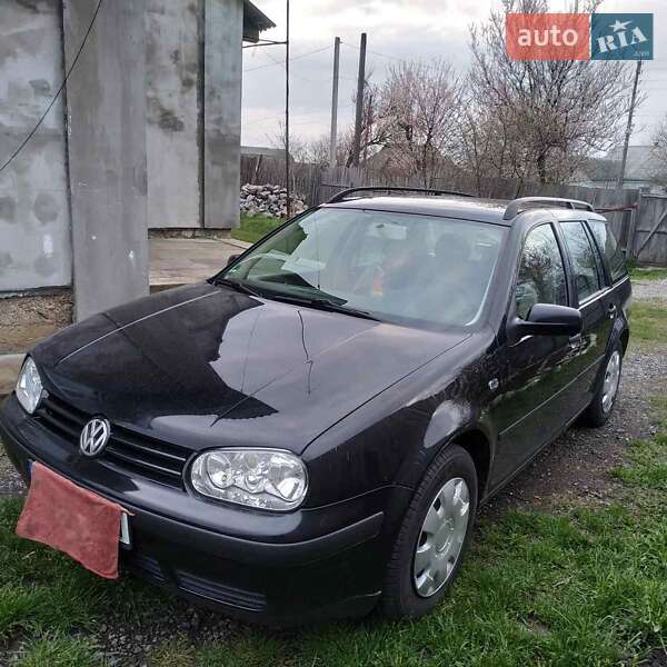 Універсал Volkswagen Golf 2000 в Миронівці