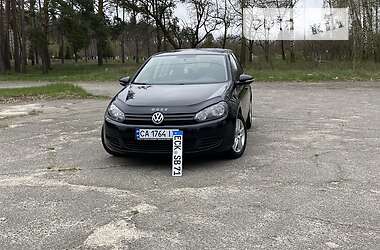 Хэтчбек Volkswagen Golf 2009 в 