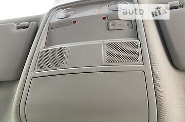 Хэтчбек Volkswagen Golf 2009 в 