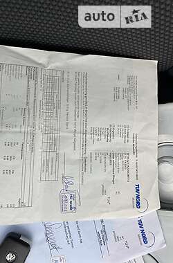 Хэтчбек Volkswagen Golf 2009 в 