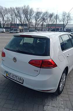 Хэтчбек Volkswagen Golf 2013 в Днепре