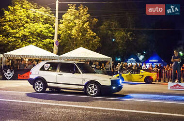 Хэтчбек Volkswagen Golf 1987 в Кривом Роге