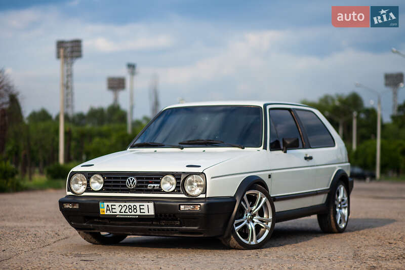 Хэтчбек Volkswagen Golf 1987 в Кривом Роге