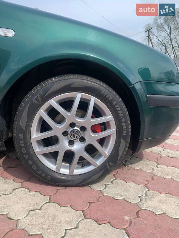 Хетчбек Volkswagen Golf 2000 в Брусилові