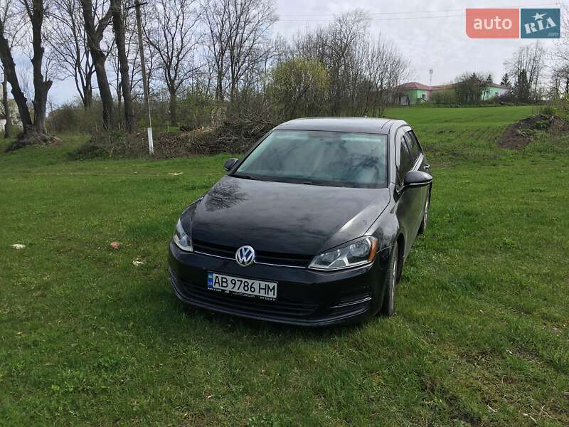 Хетчбек Volkswagen Golf 2015 в Козятині
