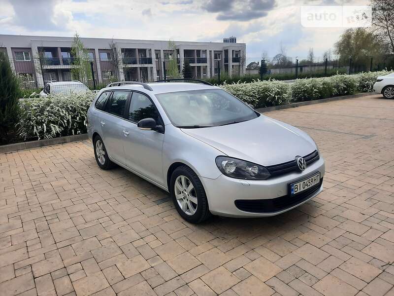 Универсал Volkswagen Golf 2011 в Кременчуге