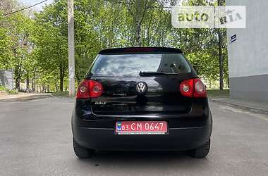Хэтчбек Volkswagen Golf 2006 в Харькове