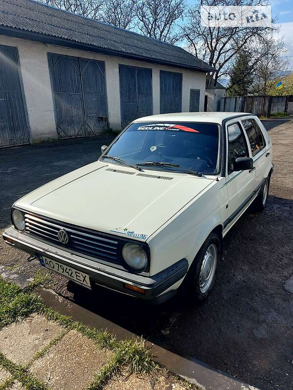Хетчбек Volkswagen Golf 1991 в Тячеві