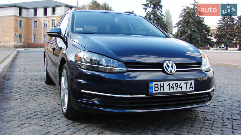 Універсал Volkswagen Golf 2018 в Одесі