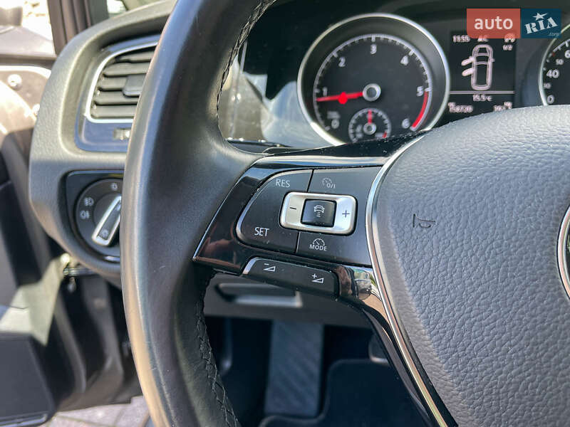 Універсал Volkswagen Golf 2016 в Харкові