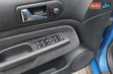 Хэтчбек Volkswagen Golf 1999 в Ходорове