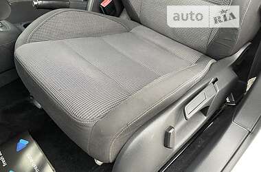 Хэтчбек Volkswagen Golf 2011 в 