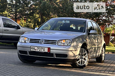 Хетчбек Volkswagen Golf 2003 в Дрогобичі