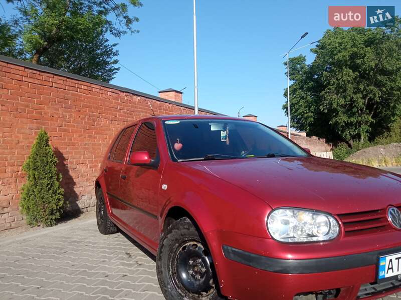 Хетчбек Volkswagen Golf 1999 в Коломиї