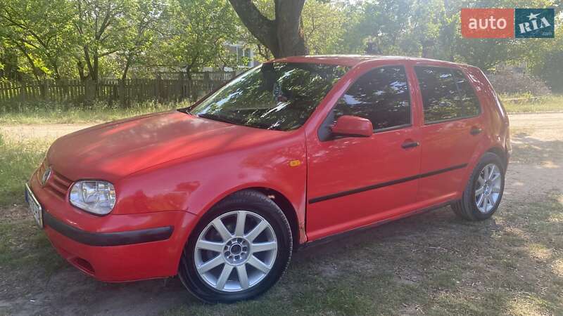 Хетчбек Volkswagen Golf 1998 в Малині
