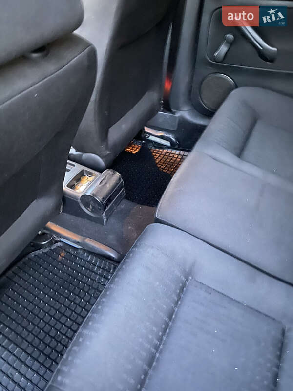 Универсал Volkswagen Golf 2001 в Стрые фото 8 Универсал Volkswagen Golf 2001 в Стрые