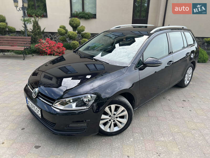 Універсал Volkswagen Golf 2016 в Стрию