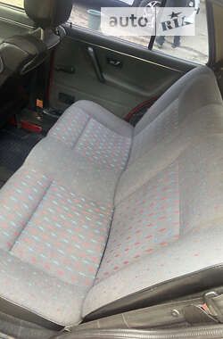 Хэтчбек Volkswagen Golf 1991 в 