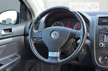 Хетчбек Volkswagen Golf 2007 в Дрогобичі