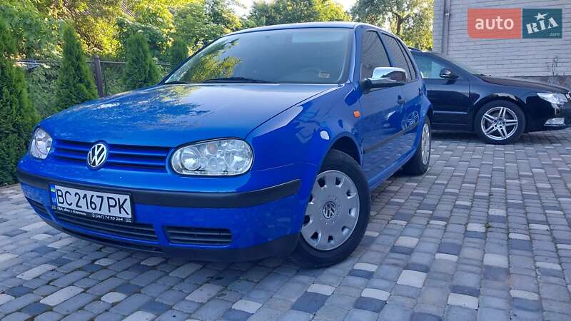 Хетчбек Volkswagen Golf 1999 в Ходореві