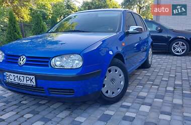 Хэтчбек Volkswagen Golf 1999 в 