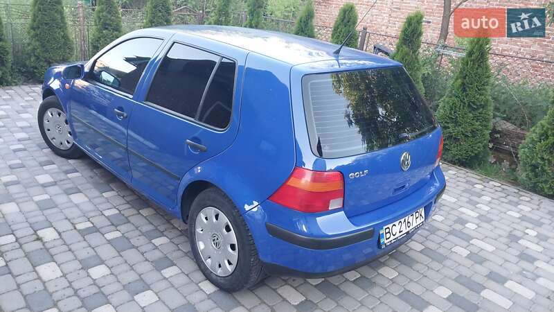 Хетчбек Volkswagen Golf 1999 в Ходореві