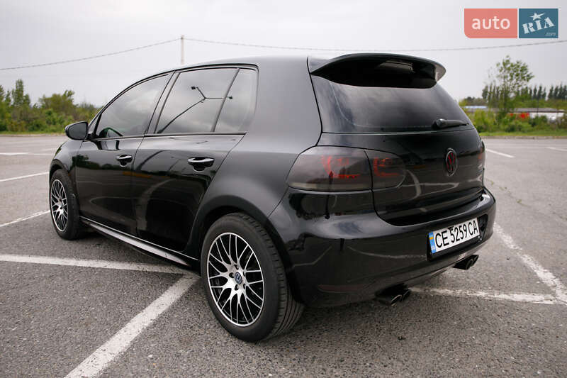 Хетчбек Volkswagen Golf 2012 в Чернівцях