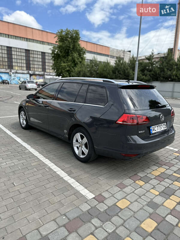 Универсал Volkswagen Golf 2013 в Луцке