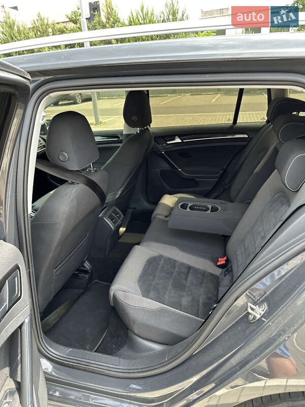 Универсал Volkswagen Golf 2013 в Луцке