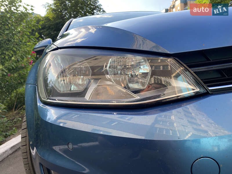 Універсал Volkswagen Golf 2016 в Кривому Розі