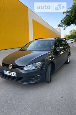 Универсал Volkswagen Golf 2013 в 