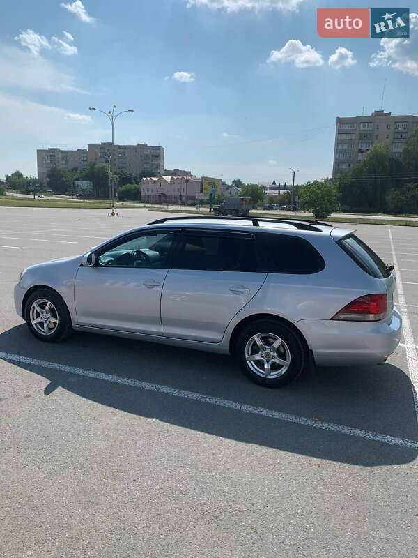 Універсал Volkswagen Golf 2013 в Кам'янець-Подільському