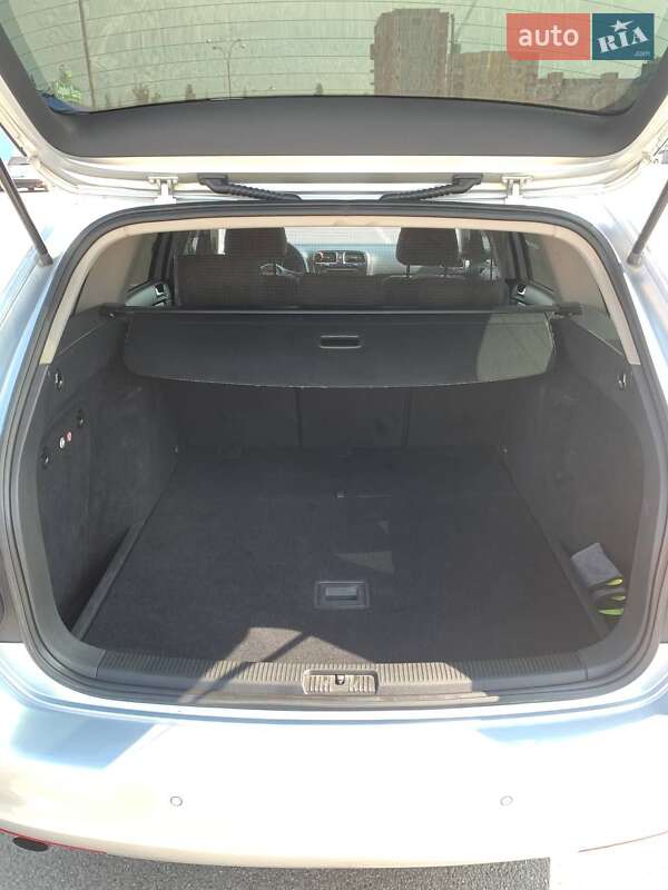 Універсал Volkswagen Golf 2013 в Кам'янець-Подільському