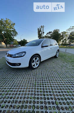 Хетчбек Volkswagen Golf 2011 в Мукачевому