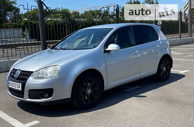 Хэтчбек Volkswagen Golf 2008 в Одессе